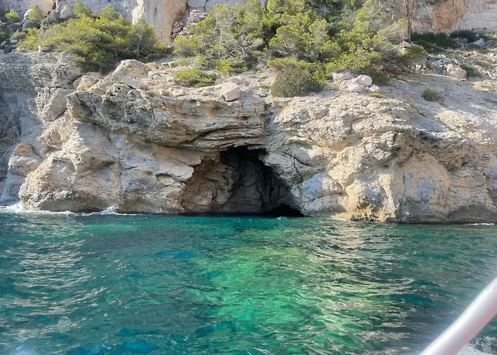 Appartement Au Coeur De Cassis Avec Jardin
