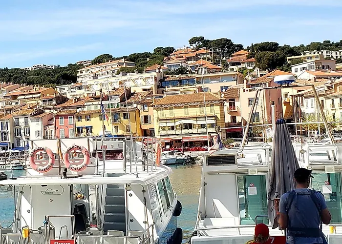 Appartement Au Coeur De Cassis Avec Jardin
