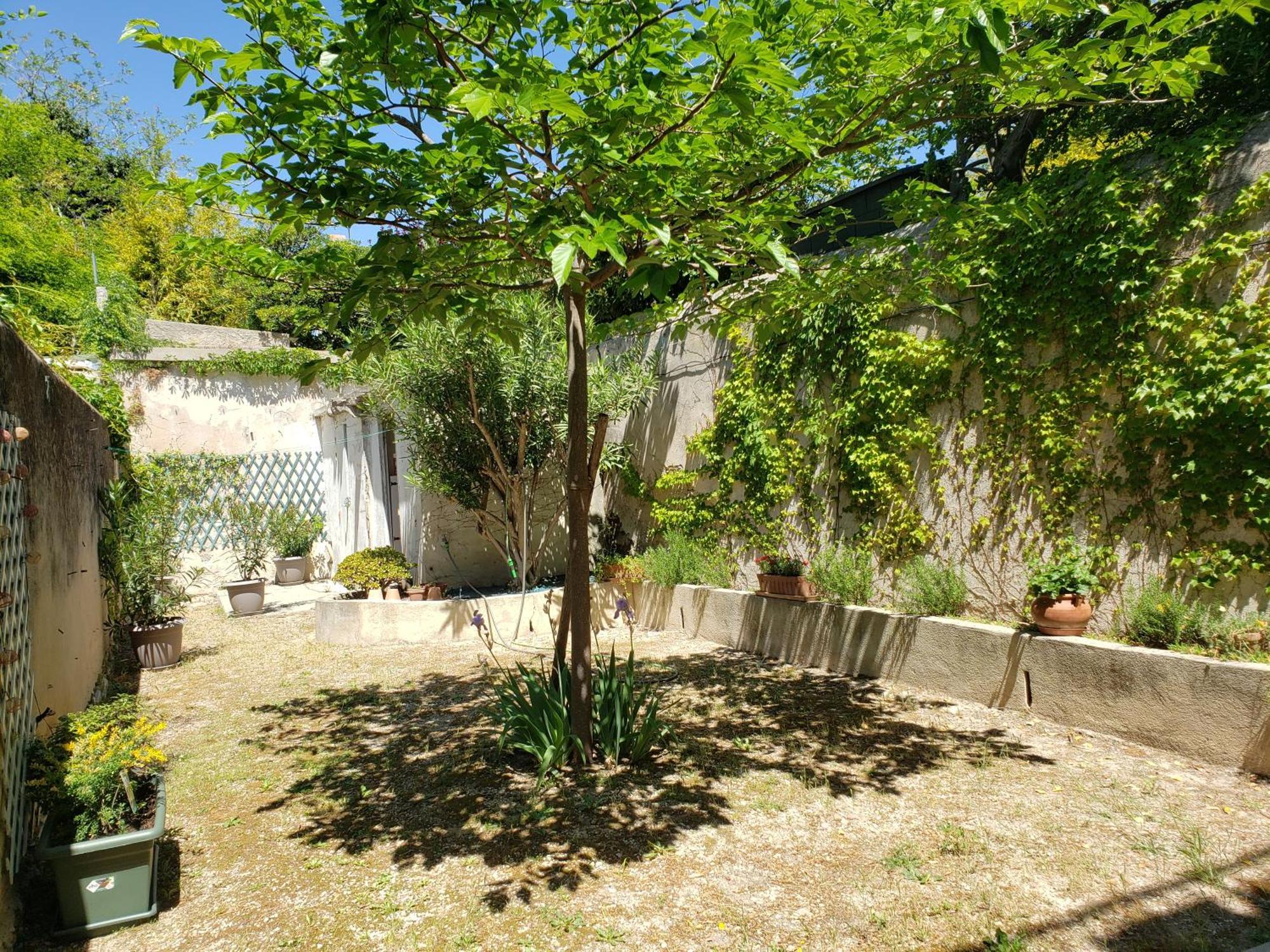Appartement Au Coeur De Avec Jardin Cassis